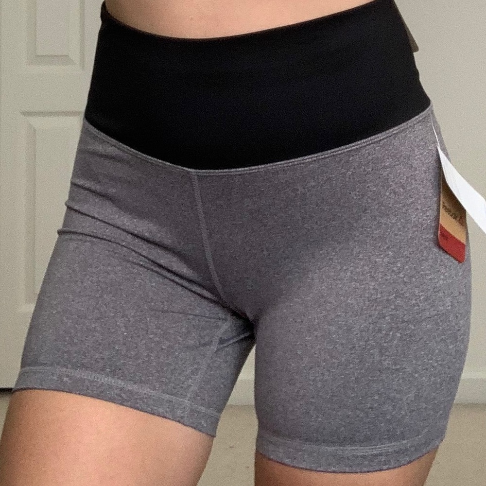 Reebok Grey Fitted High Rise Bike Shorts Spandex